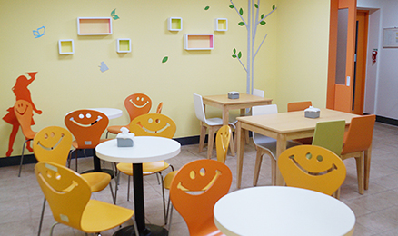 Cafeteria 내부모습